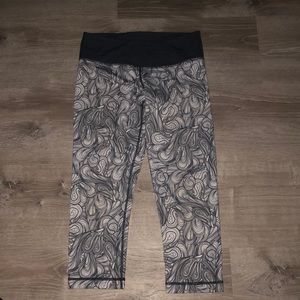 Lululemon Capri leggings